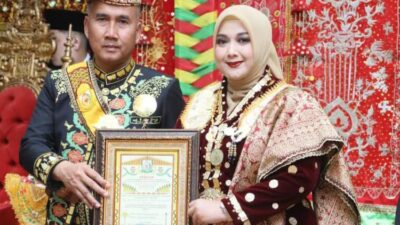 Kapolda Bengkulu Menerima Gelar Adat Depati Bangun Binang