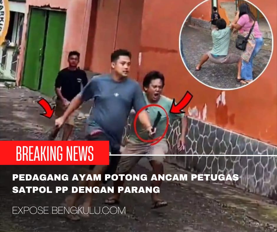 Oknum pedagang ayam potong ancam petugas Satuan Polisi Pamong Praja (Satpol PP) Kota Bengkulu dengan parang, saat penertiban pedagang kaki lima (PKL) di Pasar Panorama, Kamis (22/1/26).(Photo Dok MC)