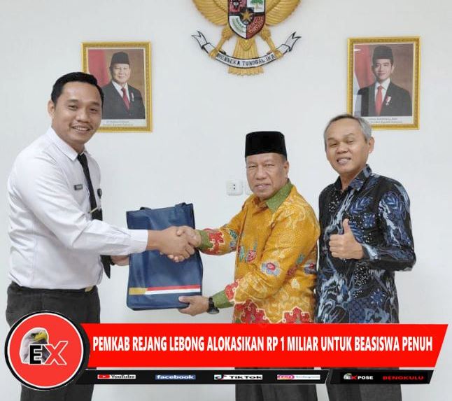 Pemerintah Kabupaten Rejang Lebong mengalokasikan anggaran sebesar Rp 1 miliar pada Tahun Anggaran 2026 untuk program beasiswa penuh bagi 15 siswa berprestasi dari keluarga kurang mampu.(poto dok mc)