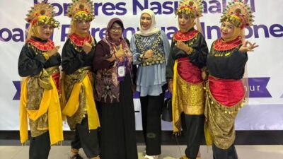 Wakil Ketua I DPRD Rejang Lebong, Pera Hariyani, SE, membawa semangat kebanggaan daerah ke panggung Kongres Koalisi Perempuan Indonesia (KPI) di Asrama Haji Pondok Gede, Jakarta Timur, Kamis (9/4/2026).(Photo dok ist)